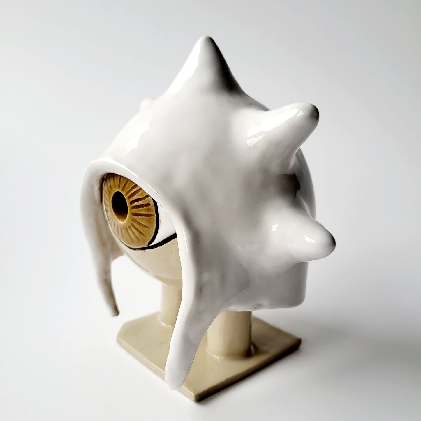 EYE CANDY WINTER HAT